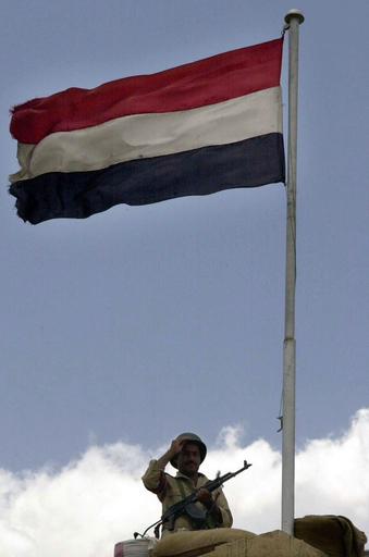 北西部で軍兵士10人死亡、20人負傷 - イエメン