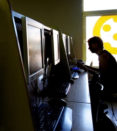 自動翻訳で「IMFトップ」がとんでもない単語に、露「CNN非公式サイト」