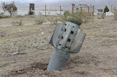 アゼルバイジャンにシリアから「イスラム過激派」 仏大統領、トルコに説明要求