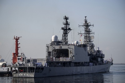海自の護衛艦「あまぎり」、フィリピンを親善訪問 マニラに入港