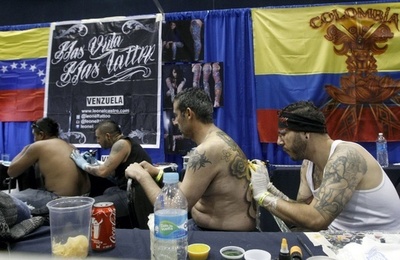 メキシコでタトゥーの祭典、タトゥー自慢が勢揃い