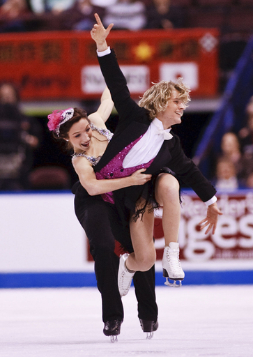 デイビス／ホワイト組 首位でフリーダンスへ、フィギュアGP第2戦