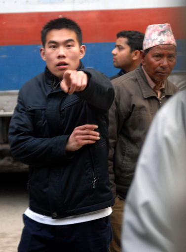 中国治安当局者がネパール入り、親チベット派による抗議デモを監視