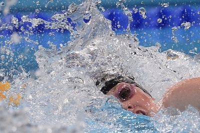女子4x100mリレーで米国が優勝、第15回世界水泳