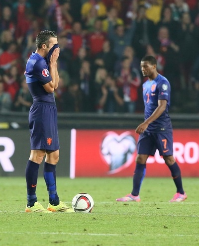 ヒディンク監督、終了間際の失点に怒り収まらず