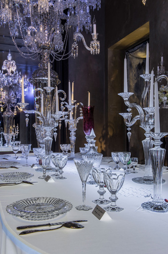 「バカラ」、50年ぶりの回顧展開催へ