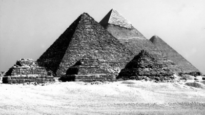 「新・世界七不思議」にエジプト国内から嘲笑と非難の声 - エジプト