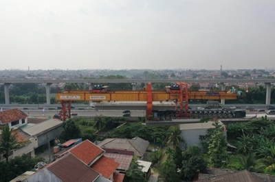 ジャカルタ・バンドン間高速鉄道2号架橋工事、箱桁架設完了