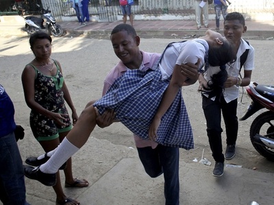 コロンビアの少女らに謎の症状、住民は子宮頸がんワクチン疑う