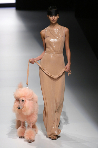 ＜08年春夏パサレラ・シベレス＞ヘスス・デル・ポソが新作を発表