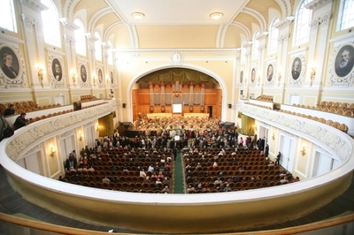 ロストロポービッチ氏の追悼コンサート - ロシア