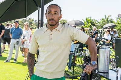 F1ハミルトン、NFLブレイディらと慈善ゴルフ参加