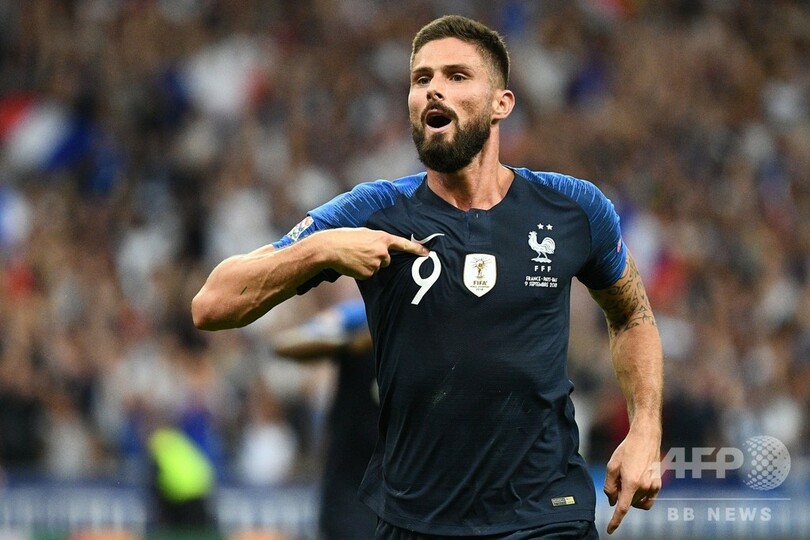 フランスがNL初勝利、試合後にW杯優勝セレモニー