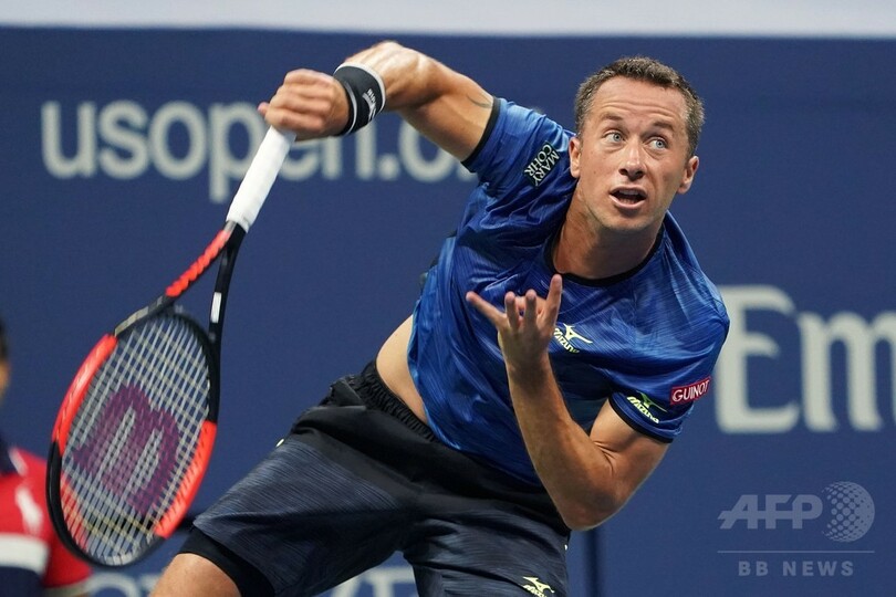 フェデラー快勝、全米OP4強かけデルポトロ戦へ 治療要求する場面も 