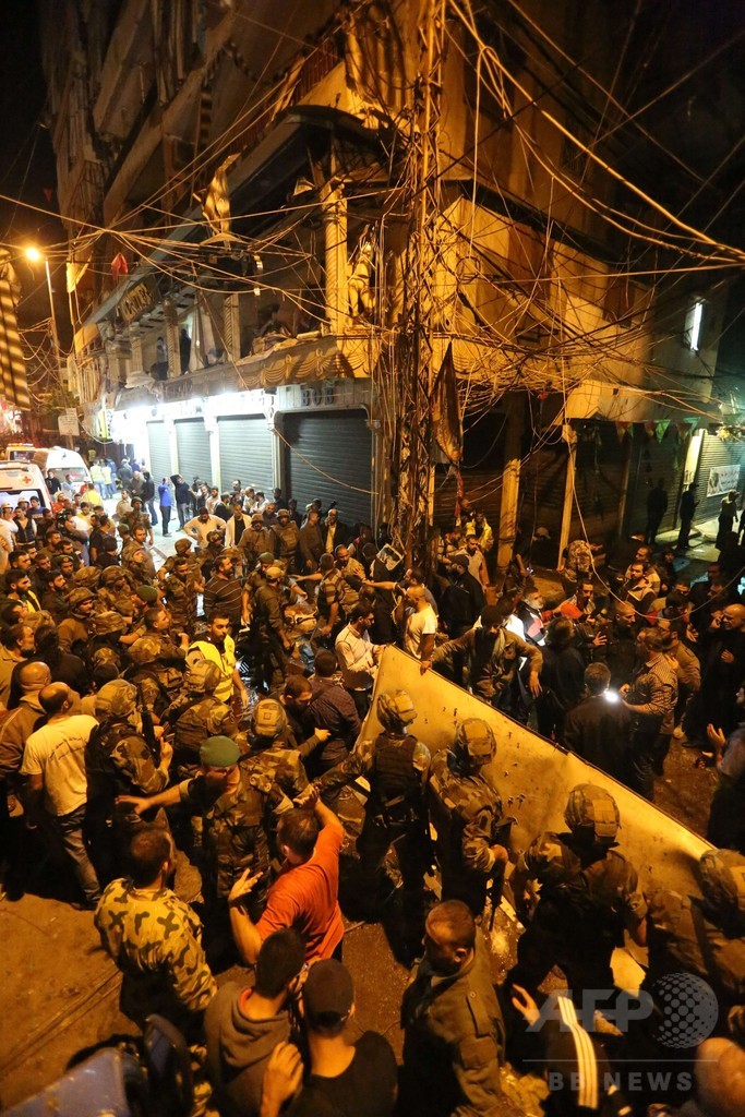 レバノンで連続爆発、41人死亡 ISが犯行声明、ヒズボラ拠点狙う