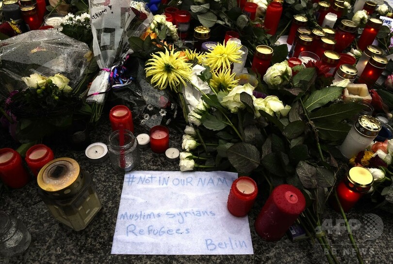 反発に身構えるシリア難民、パリ連続襲撃の影響は？