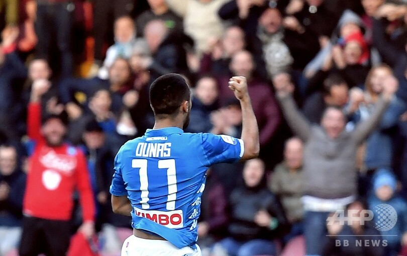 ナポリが大勝でCLリバプール戦に弾み、ローマは9人の相手に追いつかれる