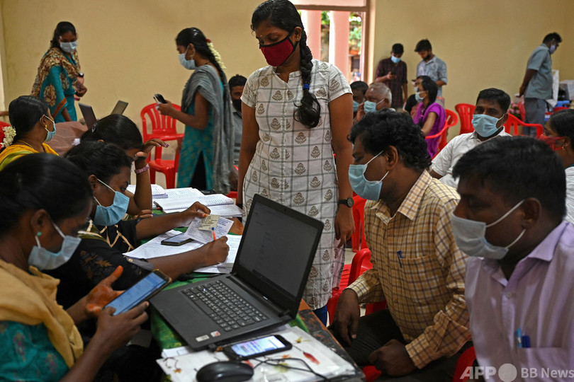 インド、1日でワクチン接種1000万回超 過去最多