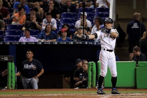 イチローが 50歳 まで現役宣言 来季もマーリンズでプレー希望 写真6枚 国際ニュース Afpbb News