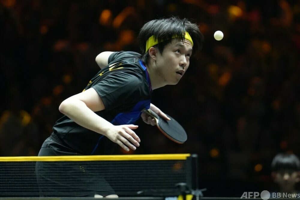 WTT中国スマッシュ2025 王楚欽が三冠達成 写真1枚 国際ニュース：AFPBB