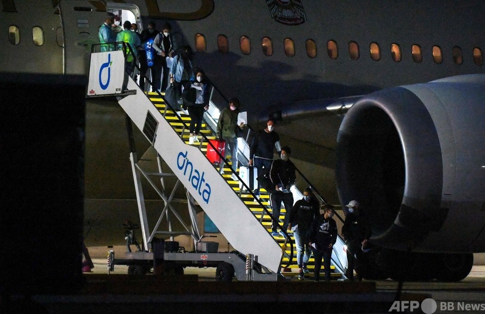 å…¨è±ªopãƒãƒ£ãƒ¼ã‚¿ãƒ¼æ©Ÿã§ã‚³ãƒ­ãƒŠé™½æ€§è€…2äºº éŒ¦ç¹