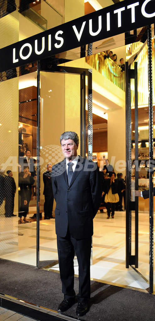 ルイ・ヴィトン、香港にアジア最大店舗開店