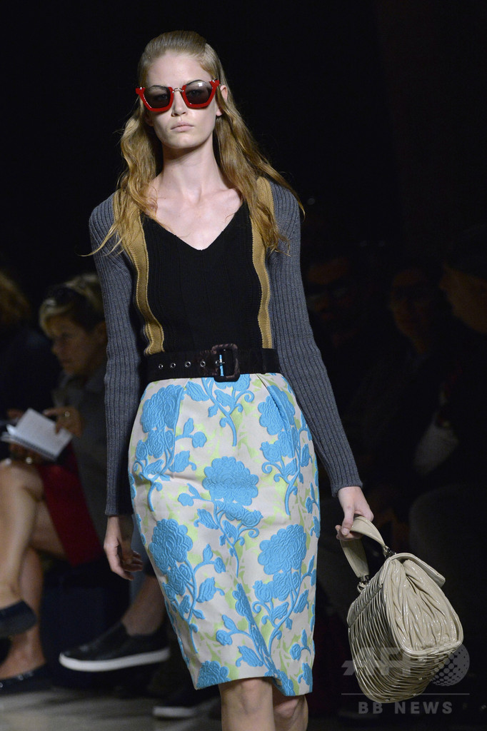 映画『フィメール・トラブル』をテーマに、「ミュウミュウ」15年春夏