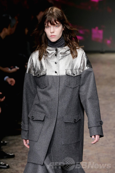 ＜14/15年秋冬NYコレクション＞DKNY