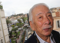 南仏カンヌ（Cannes）で開催中の第65回カンヌ国際映画祭（Cannes Film Festival）で21日、コンペティション部門に出品されている日本を舞台にした作品『ライク・サムワン・イン・ラブ（原題、Like Someone in Love）』の公式上映が行われた。

同作品の監督はイランのアッバス・キアロスタミ（Abbas Kiarostami）、出演は、 高梨臨（Rin Takanashi）、加瀬亮（Ryo Kase）、奥野匡（Tadashi Okuno）ら。

写真は、フォトセッションに登場した奥野（2012年5月21日撮影）。(c)AFP/LOIC VENANCE 

&lt;a href=&quot;http://www.youtube.com/watch?v=4qMgmNjsBTQ&quot;&gt;&lt;b&gt;【動画】レッドカーペット＆記者会見の様子（YouTube/AFPBB News公式チャンネル）&lt;/b&gt;&lt;/a&gt;