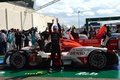 第89回ルマン24時間耐久レース。優勝を喜ぶトヨタ・ガズーレーシング7号車の小林可夢偉（2021年8月22日撮影）。(c)Jean-Francois MONIER/ AFP
