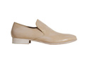 「MAISON MARTIN MARGIELA WITH H&amp;M」のシューズ 1万8990円。(c)H&amp;M