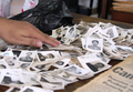 1970年代後期の旧ポル・ポト（Pol Pot）政権時代にトゥールスレン（Tuol Sleng）収容所に収容された人々の新たに見つかった顔写真1200枚（2012年8月9日公開）。(c)AFP/Documentation Centre of Cambodia (DC-CAM) / Socheat Nhean
