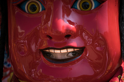 【今日の1枚】「中の人」の真剣なまなざし