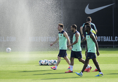 FCバルセロナが新シーズンに向けて初練習