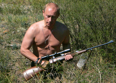 プーチン首相は「神が遣わした人物」、露大統領府副長官