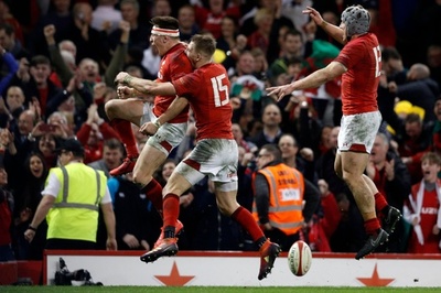 ウェールズがイングランド破る、チーム新の12連勝 シックスネーションズ