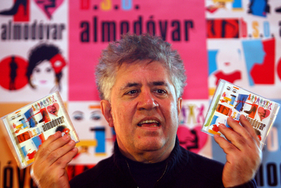 ペドロ・アルモドバル監督、マドリードで新作サウンドトラック集をPR