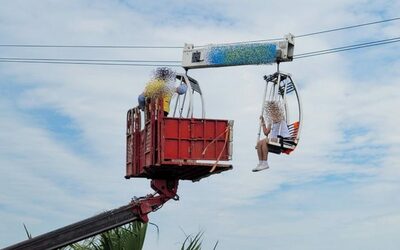 韓国・下降体験遊具でトラブル、空中で宙づりの孤立