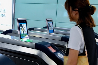 深セン地下鉄、60歳以上の高齢者が顔認証で乗車無料に