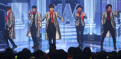 B1A4、音楽番組で3週間連続1位達成