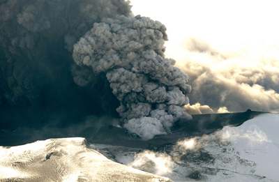 火山噴火で足止め、現地調達した車で帰国 エストニアのビジネスマン