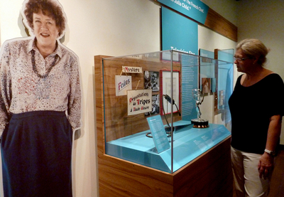 「アメリカの料理の母」、ジュリア・チャイルド生誕100年