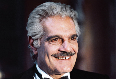 俳優オマー・シャリフさん死去、『アラビアのロレンス』などに出演