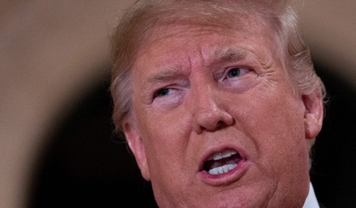 トランプ大統領、「イラン攻撃決断なら議会通告はツイッターで十分」 批判を軽視