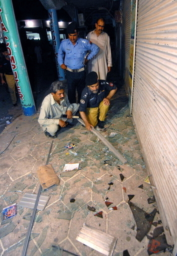 パキスタン北西部で自爆攻撃、13人死亡、多数負傷