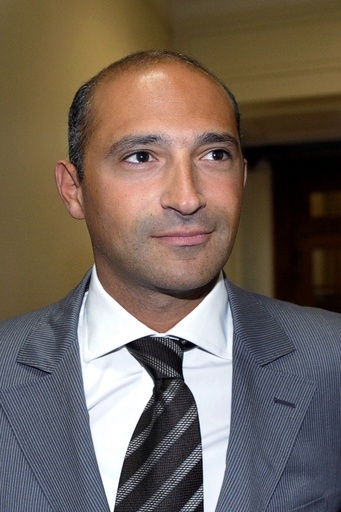 仏外相の息子、米国で逮捕状 不渡り小切手4億円分使用の疑い