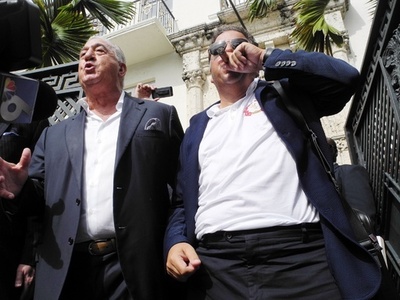 故ジャンニ・ヴェルサーチの豪邸、 41億円で落札