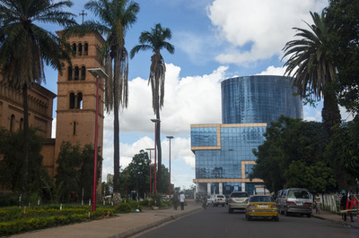 コンゴ、原爆に使われたウランの鉱山で違法採掘対策強化