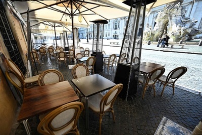 モーニングコーヒーもお預け、政府の新型コロナ対策に嘆くイタリア人