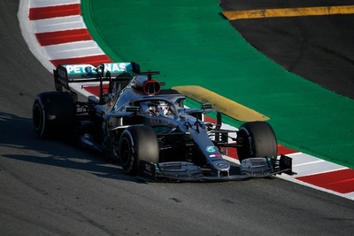 王者ハミルトンがトップタイムを記録、バルセロナ合同テスト初日